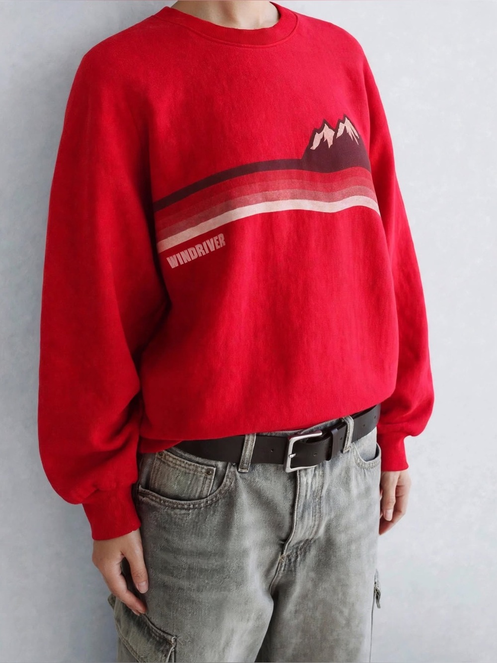 WindRiver Red Mountain Graphic Crewneck Sweatshirt Stripped Retro Size Large